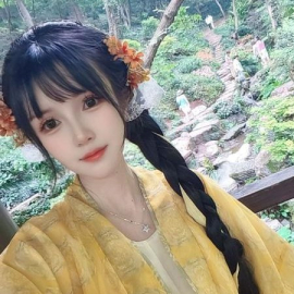 栖霞高挑甜妹